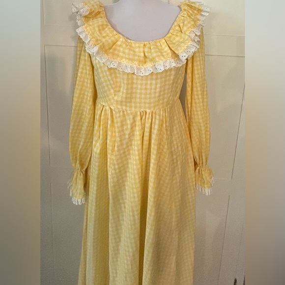 Handmade Prairie cottage-core Gingham Dress - Picture 2 of 16